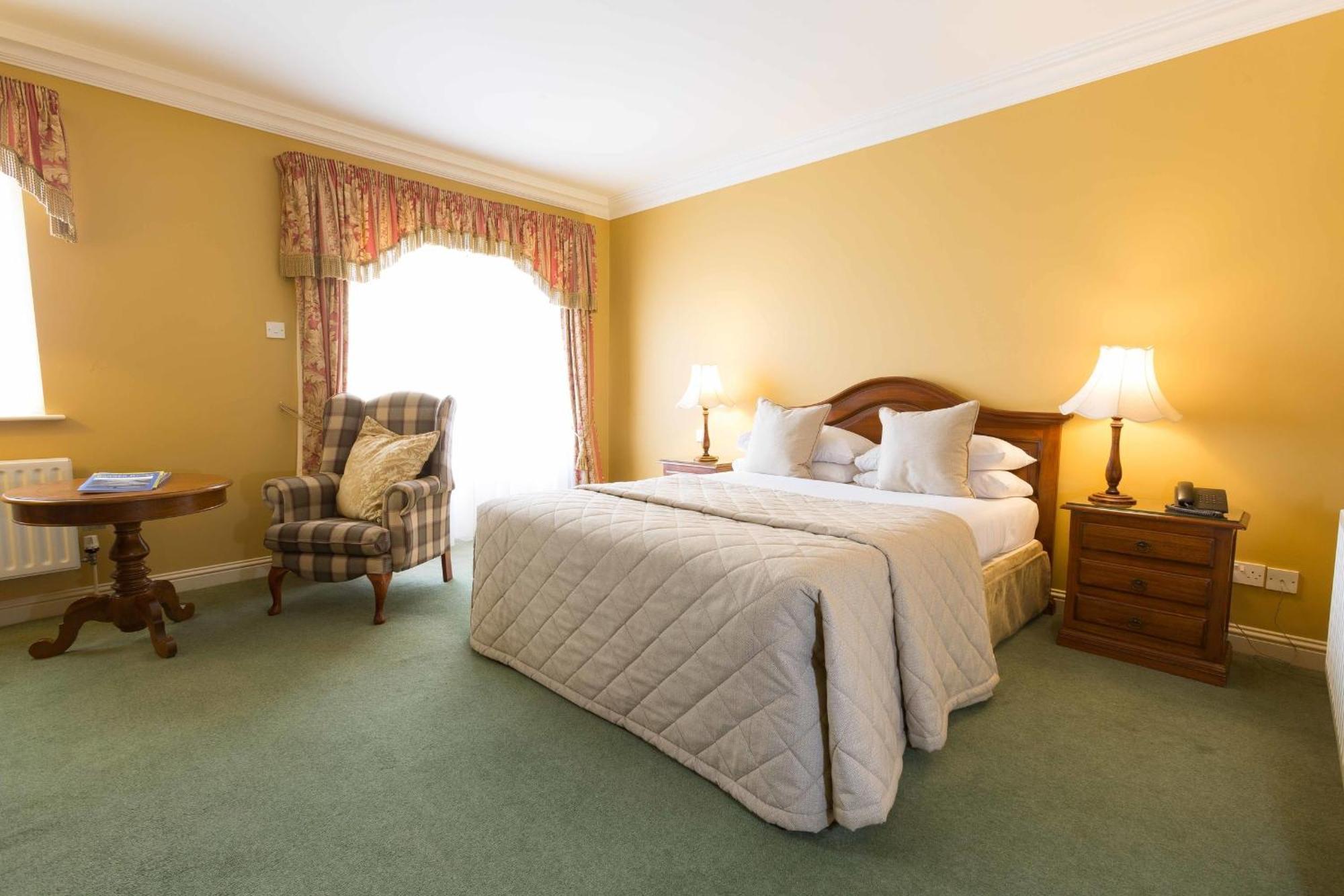 Sheedy'S Boutique Hotel Lisdoonvarna Room photo