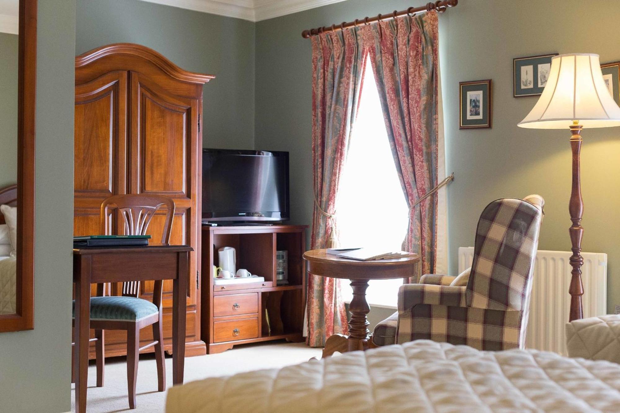 Sheedy'S Boutique Hotel Lisdoonvarna Room photo