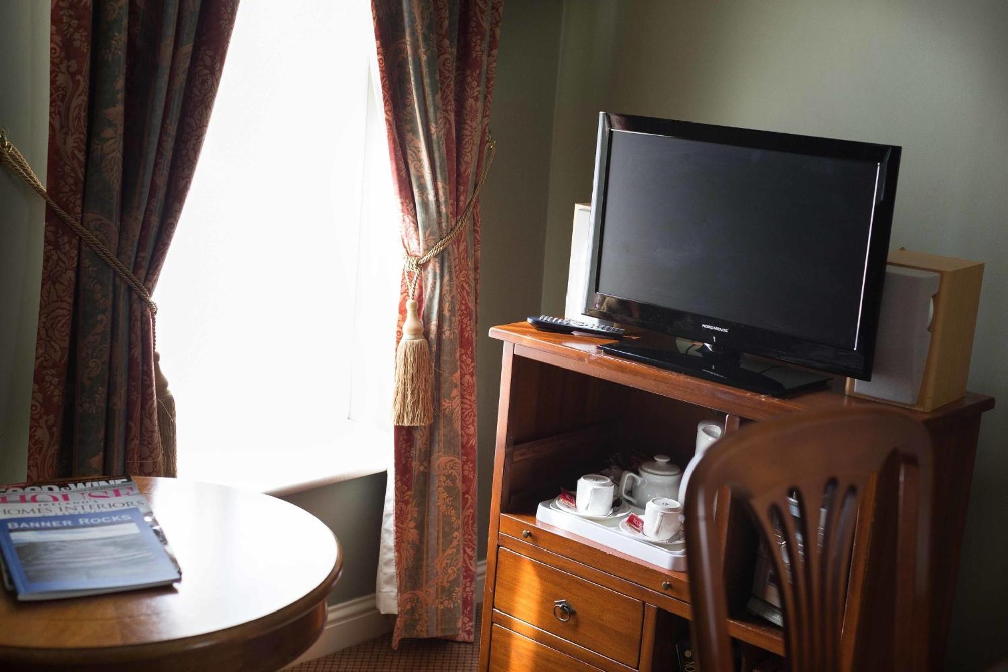 Sheedy'S Boutique Hotel Lisdoonvarna Room photo