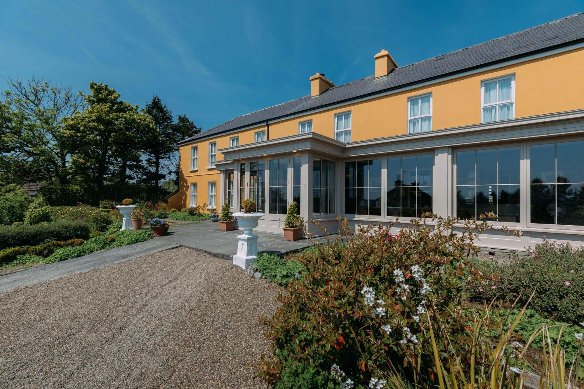 Sheedy'S Boutique Hotel Lisdoonvarna Exterior photo
